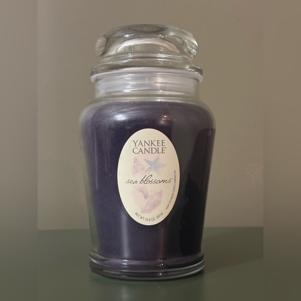 Yankee Candle Sea Blossoms RETIRED & RARE Jar Candle 19.8 oz